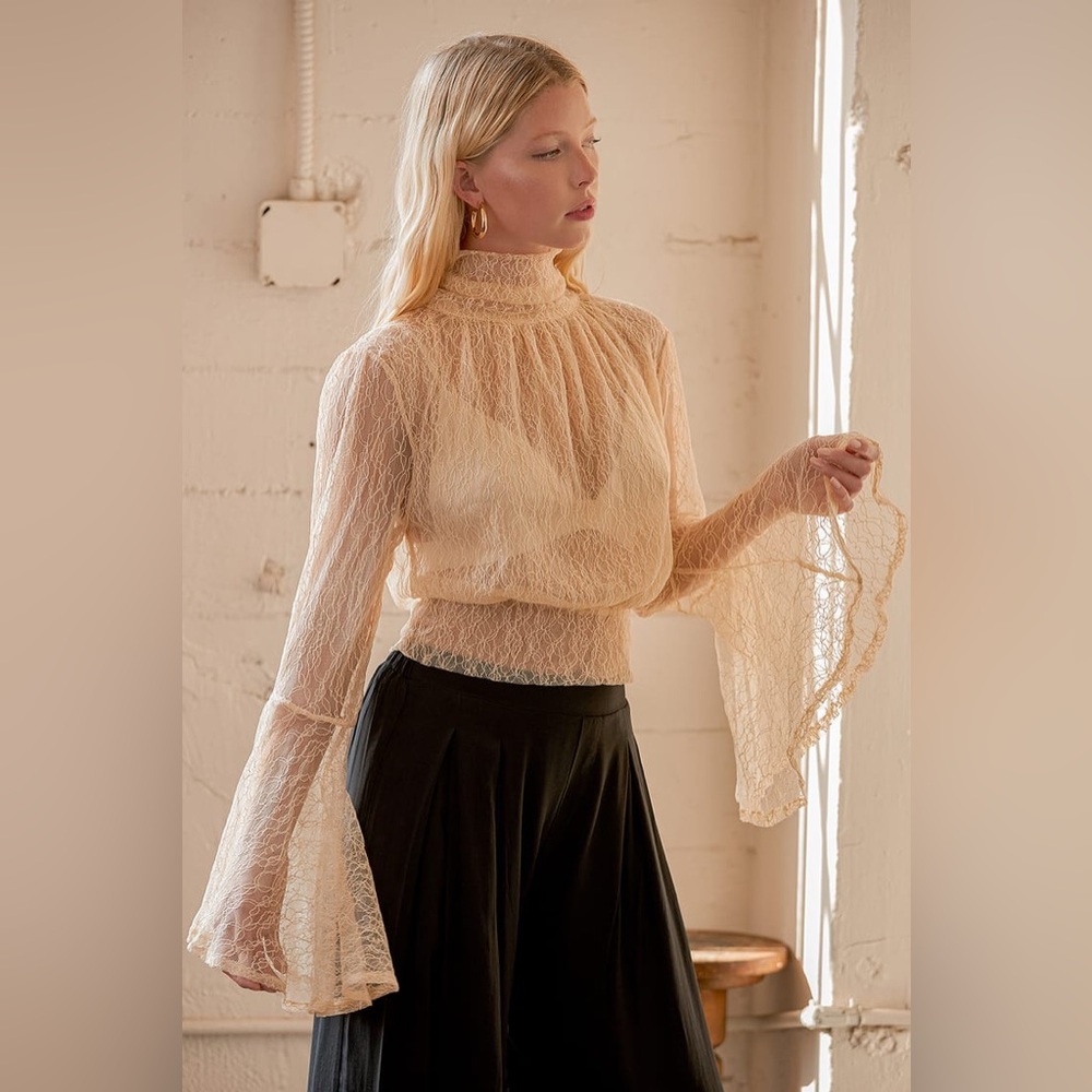 Free People Rule Breaker Lace Top - M